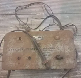 47843 Neeson Vintage Antique Waterloo Iowa Automotive Condenser Electrical Leakage