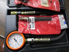Mt33-mt33c Snap-on Tools Mt33 Mt33c Diesel Compression Gauge Meter #2